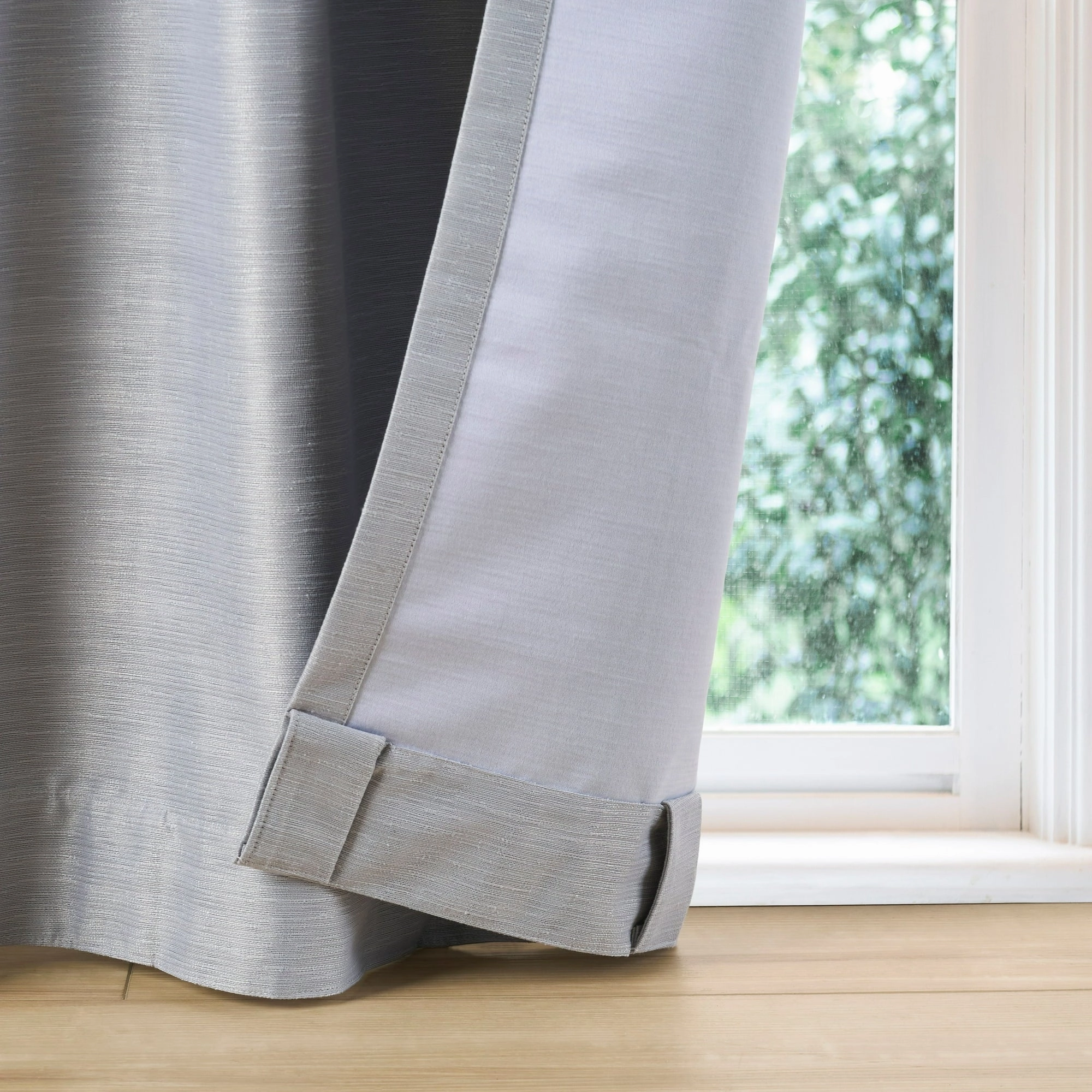 Better Homes & Gardens BHF174021717-41 Colorblock Rod Pocket & Back Tab Blackout Curtain Panel, 1PC, Silver, 50x84"