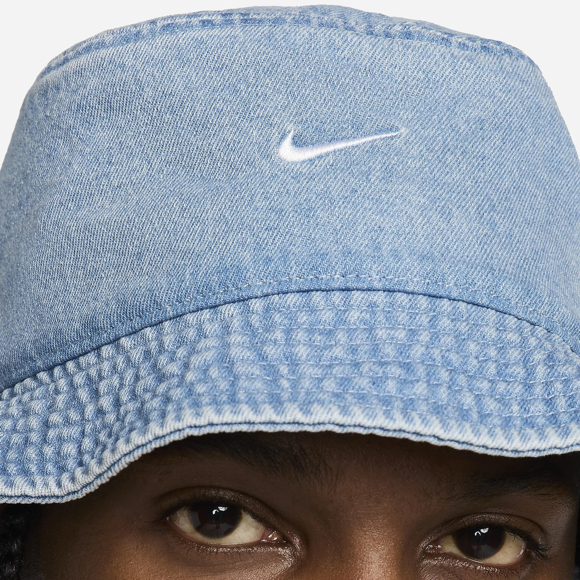 NIKE | APEX DENIM BUCKET HAT { AEGEAN STORM/THUNDER BLUE/WHITE